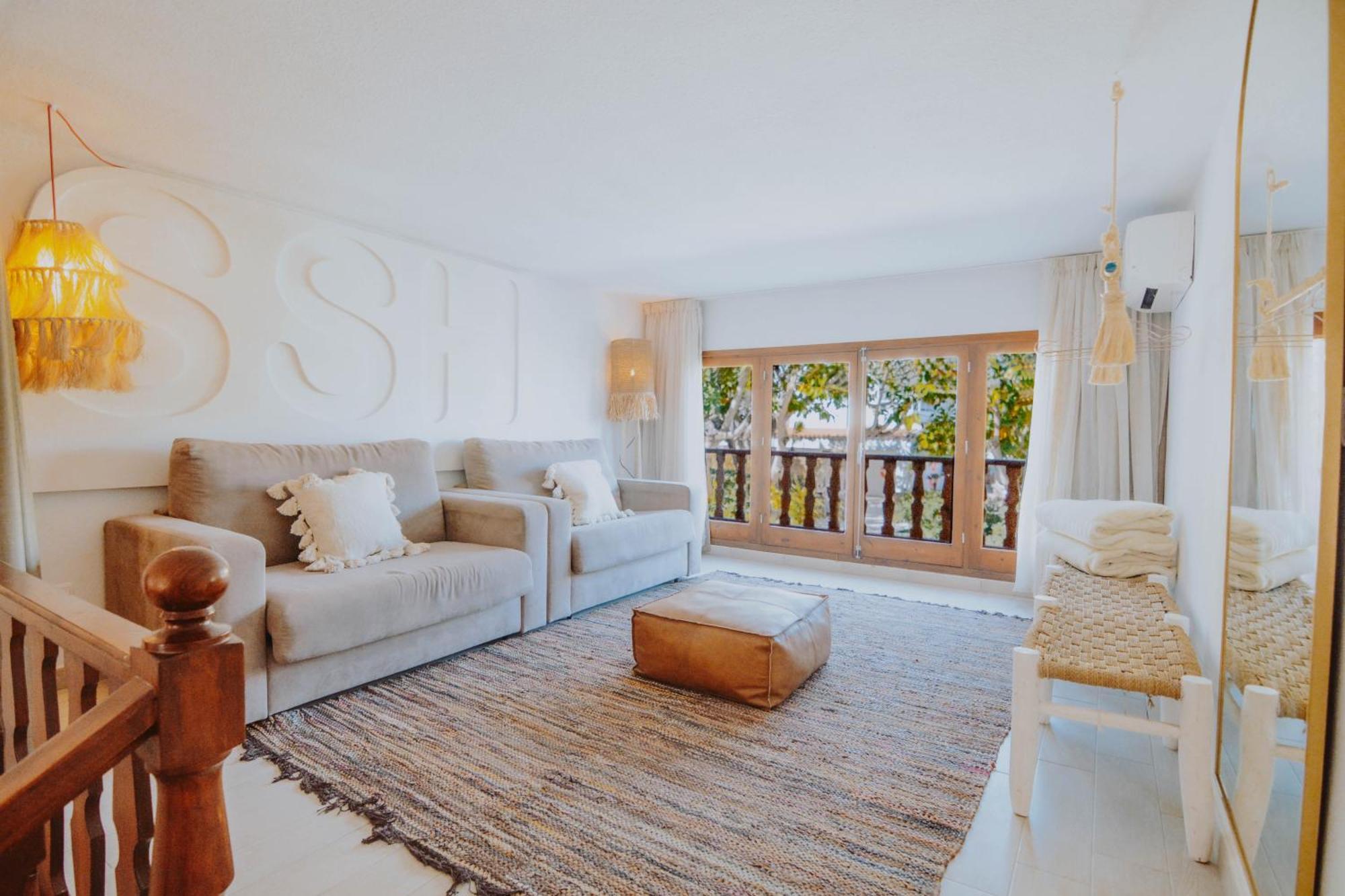 Secret Oasis Ibiza-Only Adults Aparthotel Sant Antoni de Portmany Екстериор снимка