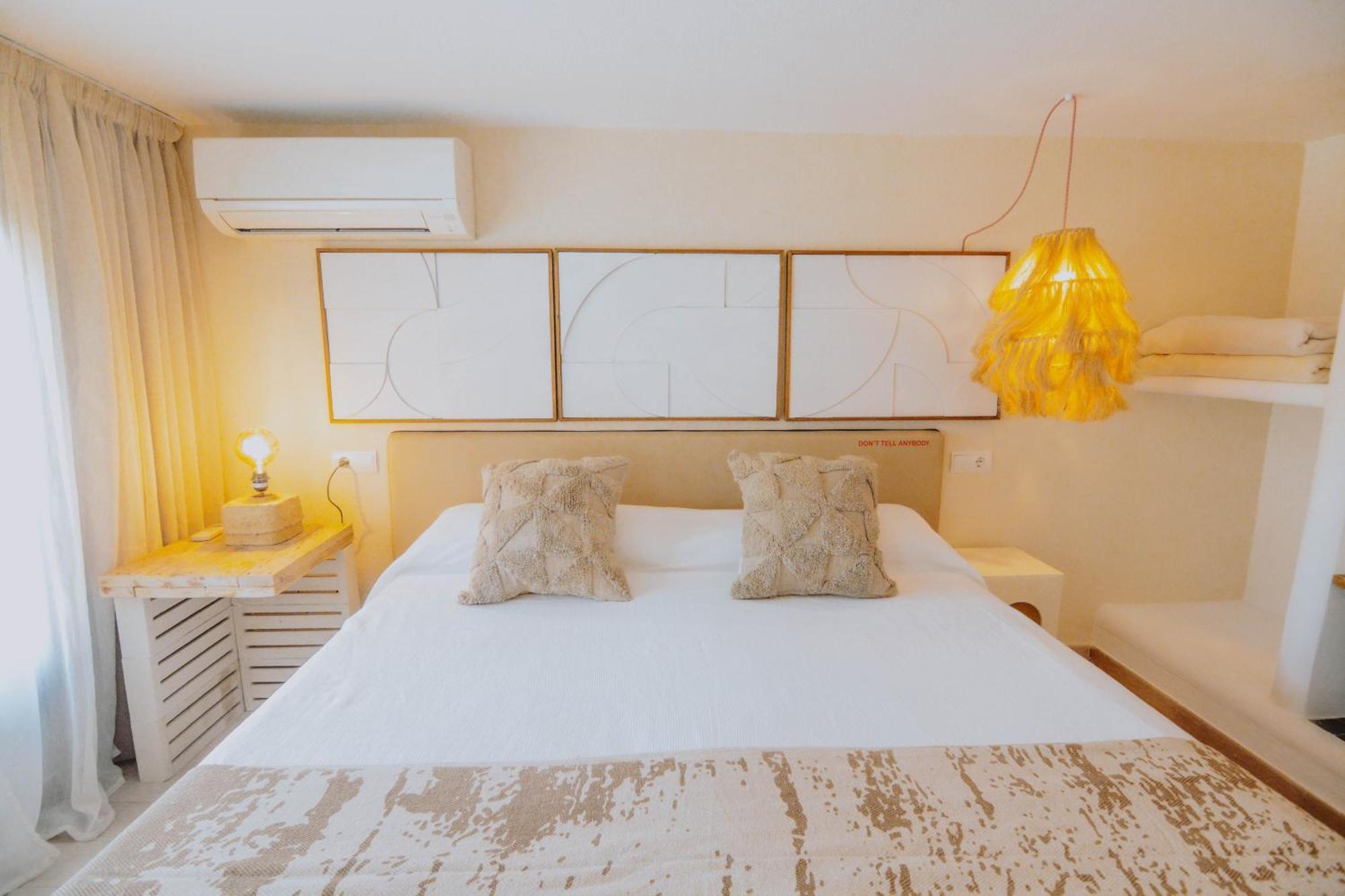 Secret Oasis Ibiza-Only Adults Aparthotel Sant Antoni de Portmany Екстериор снимка