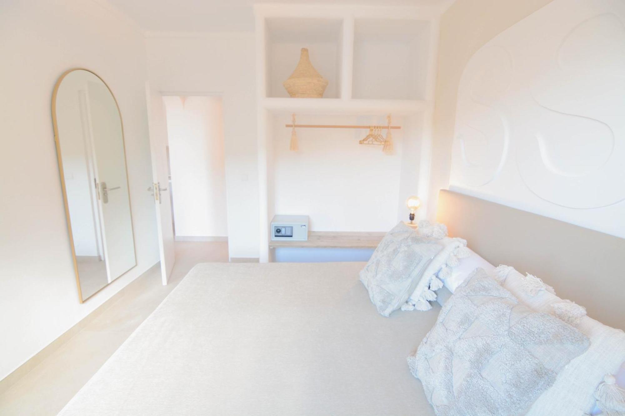 Secret Oasis Ibiza-Only Adults Aparthotel Sant Antoni de Portmany Екстериор снимка