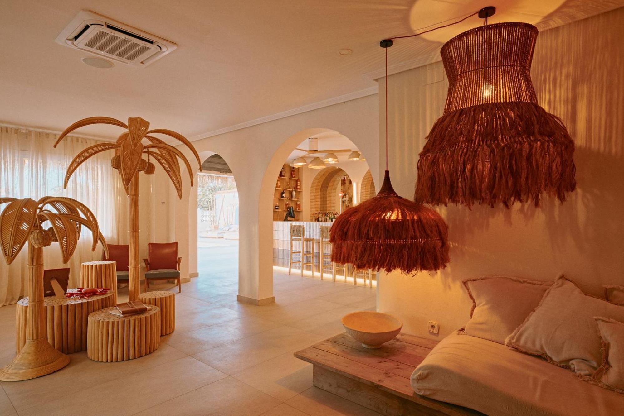 Secret Oasis Ibiza-Only Adults Aparthotel Sant Antoni de Portmany Екстериор снимка